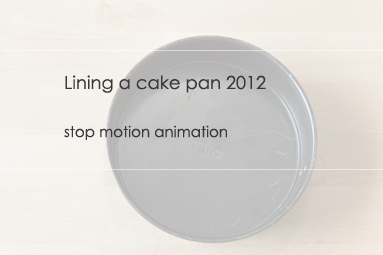Lining a cake pan